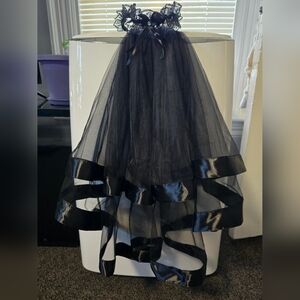 Black Doubke Layer Satin Lined Lace Veil